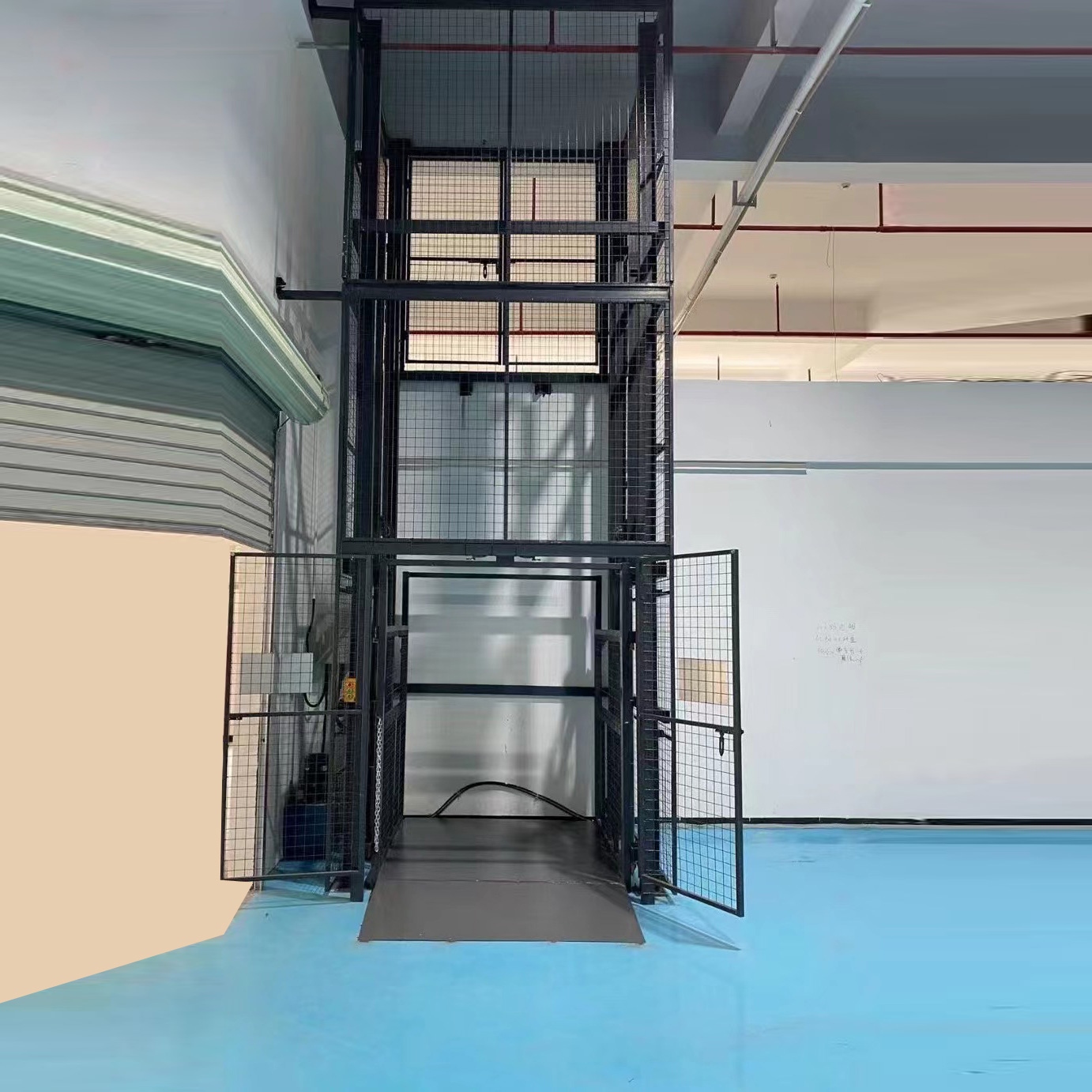 施工電梯和施工升降機一樣嗎？